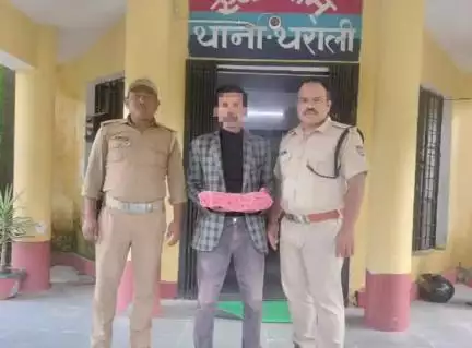 थराली: चेकिंग के दौरान थराली पुलिस ने नेपाल के एक अंतरराष्ट्रीय कीडा जड़ी तस्कर को 500 ग्राम कीडाजड़ी के साथ किया गिरफ्तार