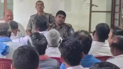 जरमुण्डी: तालझारी थाना परिसर में मोहर्रम को लेकर थाना प्रभारी की अध्यक्षता में शांति समिति की बैठक की गई