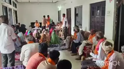 સંતરામપુર: તાલુકાના વિવિધ શક્તિ કેન્દ્ર ઉપર ભારતીય જનતા પાર્ટી દ્વારા બેઠક યોજવામાં આવી