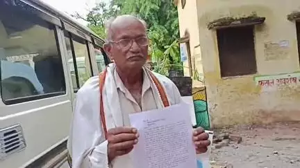 एटा: गांव हाड़ई निवासी व्यक्ति ने नामजद लोगों पर जमीनी विवाद में ट्रैक्टर से हरी फसल जोताने का लगाया आरोप