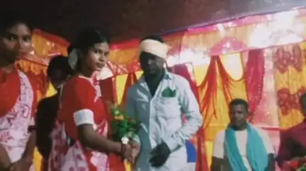 শালবনি: শালবনির গণশাসন গ্রামে পালিত হল ফুল দিবস, আয়োজিত হলো বিশেষ অনুষ্ঠান