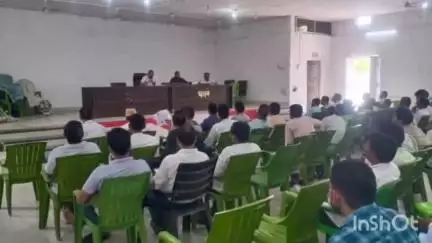 पीरो: पीरो में विशेष गहन पुनरीक्षण 2025 की प्रगति की जिला अधिकारी द्वारा समीक्षा की गई