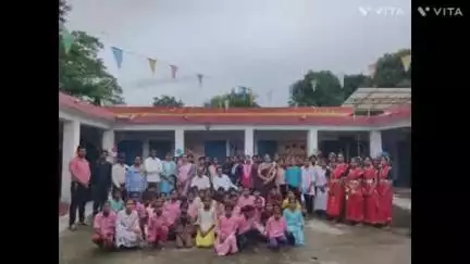 घुघरी: घुघरी में प्राचार्य आरके बिशेन को भावभीनी विदाई, विदाई कार्यक्रम में विकासखंड शिक्षा अधिकारी भी उपस्थित रहे