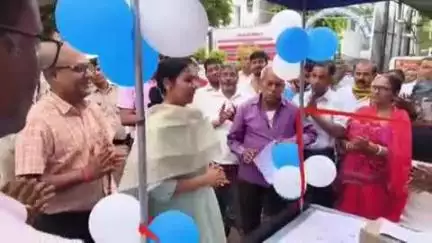 हाजीपुर: हाजीपुर कोर्ट परिसर में वोटर सुविधा केंद्र का उद्घाटन किया गया