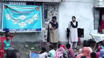 সাগরদিঘি: সাধারণ মানুষকে সচেতনতার পাঠ দিতে  ময়দানে এবার সাগরদীঘী থানার পুলিশ 
আজ কাবিলপুর এলাকার একাধিক স্থানে