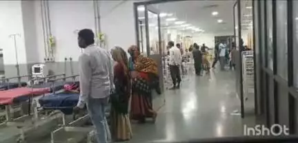 લીમખેડા: હિટ એન્ડ રનની ઘટનામાં બે લોકો ઇજાગ્રસ્ત સારવાર માટે હોસ્પિટલ ખસેડાય