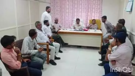 લીલીયા: જિલ્લા પંચાયત સદસ્ય પૂ.શી.સમિતિ ના ચેરમેન વિપુલભાઈ દુધાત ની ઉપસ્થિતિ માં સિંચાઈ, સહકાર ના ચેરમેન ની મુલાકાત કરાય.