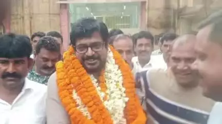 করিমপুর ২: নিজের নিরাপত্তা রক্ষির উপর গুলি চালানোর ঘটনায় ৪২ দিন পর জেল থেকে ছাড়া পেলেন করিমপুর ২ পঞ্চায়েত সমিতির সহ-সভাপতি