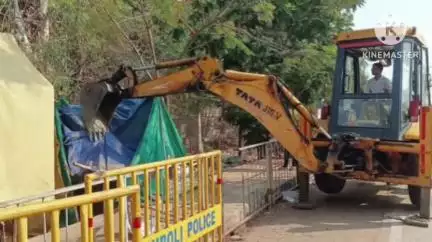 चामोर्शी: गडचिरोली शहरातील चारही राष्ट्रीय महामार्गावरील अतिक्रमणावर पुन्हा चालणार बुलडोझर..
