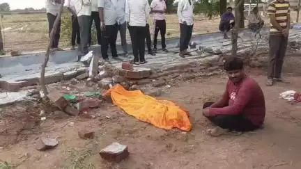 बस्सी: बस्सी के लक्ष्मीपुरा में तेज आंधी के बाद फार्म हाउस की दीवार गिरी, महिला की दबने से हुई मौत
