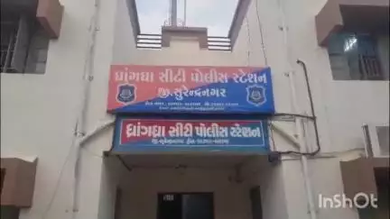 ધ્રાંગધ્રા: અમદાવાદ ના અસલાલી તથા નારોલ પોલીસ સ્ટેશનના ચોરીનો ભેદઉકેલી 3 રીક્ષા સાથે ત્રણ આરોપી ને ધ્રાંગધ્રા સીટી પોલીસે ઝડપીયા