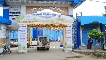মেদিনীপুর: ২০২৬ এর বিধানসভা নির্বাচনের আগে পঞ্চায়েতের কাজকর্ম ও তার সফলতা নিয়ে পর্যালোচনা বৈঠক বড় আকারে মেদিনীপুরে
