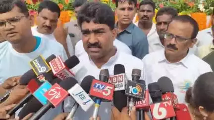 టెక్కలి: సంపూర్ణ ఆరోగ్యంగా, మానసిక ఉల్లాసంగా ఉండాలంటే ప్రతి ఒక్కరూ యోగాను అలవరచుకోవాలి: శ్రీకాకుళం ఎమ్మెల్యే గుండు శంకర్
