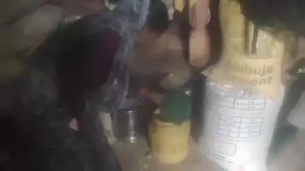 ललितपुर: परौदा में सूने घर को अज्ञात चोर ने बनाया निशाना, लाखों रुपये के सोने-चांदी के जेवरात ले भागा, पीड़िता ने लगाई गुहार