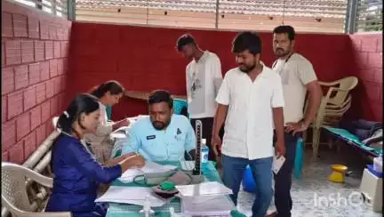 ಶಿವಮೊಗ್ಗ: ಆರ್ ಸಿ ಬಿ ಗೆಲುವಿಗಾಗಿ ಹೊಳೆಬೆನವಳ್ಳಿಯಲ್ಲಿ ಯುವಕರಿಂದ ರಕ್ತದಾನ ಶಿಬಿರ