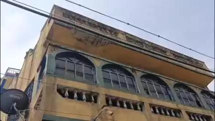 ব্যারাকপুর ২: পানিহাটি নয়াবস্তি থেকে বিপুল পরিমাণ আগ্নেয়াস্ত্র ও গুলি সহ গ্রেপ্তার 1; কড়া পদক্ষেপের দাবি পৌরপিতার