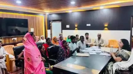 अरवल: अरवल नगर परिषद कार्यालय में जनता दरबार का आयोजन किया गया