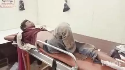 भोगनीपुर: नोनापुर मोड़ के निकट अज्ञात वाहन की टक्कर से ई-रिक्शा पलटा, चालक घायल होकर जिला अस्पताल रेफर