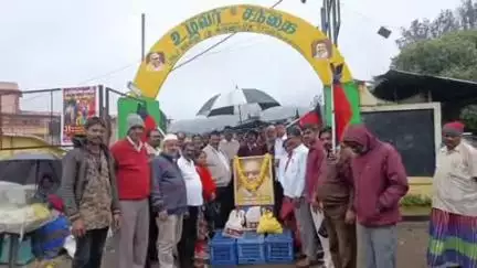 உதகமண்டலம்: நகரகழகம் சார்பில்முத்தமிழ்அறிஞர் தலைவர்கலைஞர் பிறந்தநாளை ஒட்டி,ஏழைஎளியமக்களுக்கு நலத்திட்ட உதவிவழங்கிகொண்டாட்டம்.