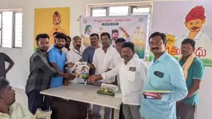 నిర్మల్: రైతులకు న్యాన్యమైన విత్తనాలను సరఫరా చేయాలి: దిలావర్పూర్  మండల పిఎసిఎస్ చైర్మన్ రమణారెడ్డి