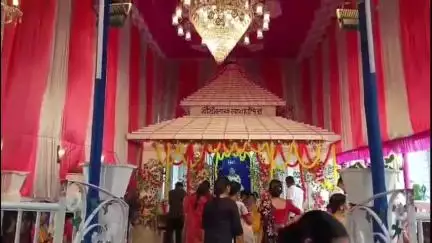নবদ্বীপ: সাহা নগর বাবা লোকনাথ মন্দির সহ শহরজুড়ে শ্রী শ্রী বাবা লোকনাথ ব্রহ্মচারীর আরাধনায় মেতে উঠলেন অসংখ্য ভক্তবৃন্দ