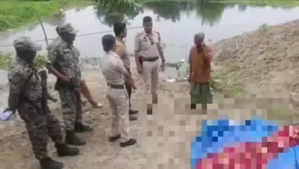 তেজপুৰ: জহাজডোবাত এগৰাকী মহিলাৰ মৃতদেহ উদ্ধাৰ কৰে বৰঘাট আৰক্ষীয়ে