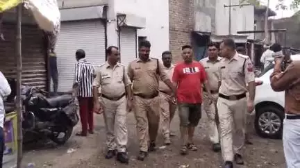 शुजालपुर: शुजालपुर में डॉन बनकर रंगदारी मांगने वाला गिरफ्तार, पुलिस ने निकाला जुलूस