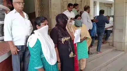 ತುಮಕೂರು: ಸಂಕಷ್ಟ ಪರಿಹಾರಕ್ಕೆ ಲಕ್ಷಾಂತರ ರೂ. ಪಡೆದು ಮಹಿಳೆಗೆ ವಂಚನೆ, ಚಿಕ್ಕಪೇಟೆ ದೇವಾಲಯ ಅರ್ಚಕನ ವಿರುದ್ಧ ದೂರು