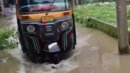 করিমগঞ্জ: বারইগ্রামের পেঁচারপার রোডে বন্যার জলে প্লাবিত,সমস্যায় জর্জরিত স্থানীয়রা #jansamasya