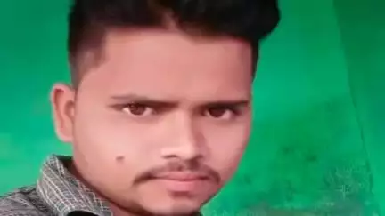 झांसी: गोकुलपुरी कॉलोनी में पानी की मोटर नहीं चलेगी कहने पर युवक पर कुल्हाड़ी से हमला, चेहरे और सिर पर किए 5 वार