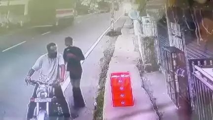 देहरादून: रिंग रोड पर हुए दूध चोरी का सीसीटीवी वीडियो सामने आया, सोशल मीडिया पर खूब वायरल हो रहा है