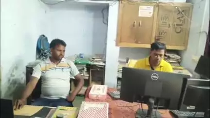 जलेसर: कस्बा जलेसर विद्युत विभाग के कार्यालय से अज्ञातों ने दरवाजे तोड़कर फाइलें कीं गायब, पुलिस जांच में