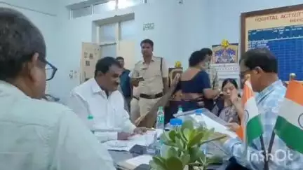 చిత్తూరు ప్రభుత్వ ఆసుపత్రిలో జరుగుతున్న విషయాలపై ప్రత్యేక కమిటీతో భేటీ అయిన పరిరక్షణ సభ్యులు