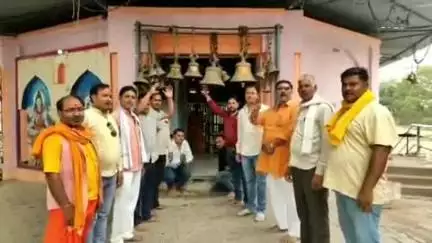 बबेरू: कमासिन बांदा सवर्ण आर्मी टीम सवर्ण एकता दीवस मनाया जिला अध्यक्ष आरके द्बबेदी#यमरेही नाथ मोक्षधाम पर जन्मत्सव मनाया