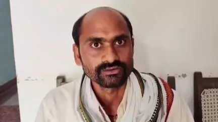 बेल्थरा रोड: किडिहरापुर में गालीबाज कॉलेज प्रबंधक से परेशान चपरासी ने एसपी और डीएम से लगाई गुहार, ऑडियो हुआ वायरल