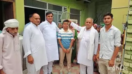 चरखी दादरी: रक्षा क्षेत्र के पहले बैच की इशिता पहुंची गांव छपार, लोगों ने किया स्वागत