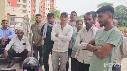 हरदोई: बिलग्राम-हरदोई मार्ग पर मझिला पुल के पास ट्रक ने CNG लोडर में मारी टक्कर, लोडर चालक की हुई मौत