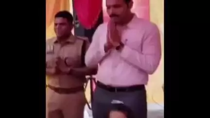 सुल्तानपुर: सुल्तानपुर कलेक्ट्रेट में हनुमान पूजन, डीएम-एसपी समेत अधिकारियों ने की पूजा, 3 बजे से भंडारे के साथ शरबत वितरण