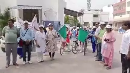 हाजीपुर: विश्व साइकिल दिवस पर डीएम कैंपस से निकली साइकिल रैली, कार्यक्रम का आयोजन