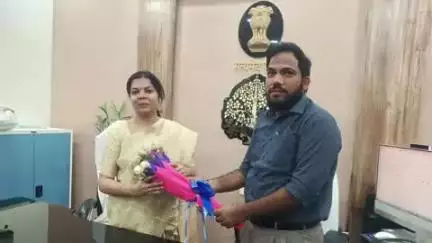 हाजीपुर: वर्षा सिंह ने वैशाली में डीएम के रूप में पदभार संभाला
