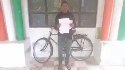 धौरहरा: मनिहारीन पुरवा गांव के पीड़ित के खेत पर दबंगों ने किया अवैध कब्जा, पीड़ित ने उच्च अधिकारियों से की शिकायत