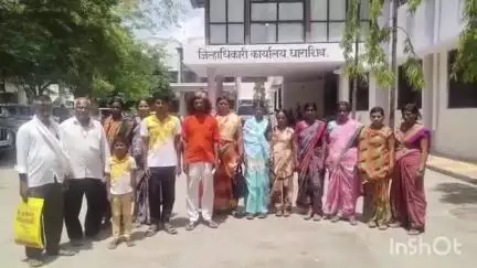 कोळेवाडी येथील अवैध धंदे बंद करण्याची महीला व ग्रामस्थांची जिल्हाधिकाऱ्यांकडे मागणी #jansamasya