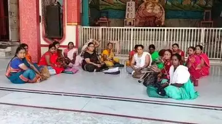 सूरजगढ़: सूरजगढ़ा: शिव दुर्गा महावीर मंदिर परिसर में सेविकाओं की बैठक, आगामी कार्य योजना पर हुई चर्चा