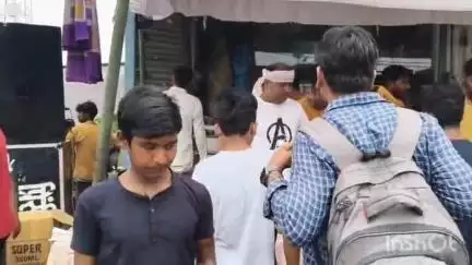 रामसनेही घाट: रामसनेहीघाट कोटवा सड़क दरियाबाद सहित क्षेत्र में आज बड़ा मंगल धूमधाम से मनाया गया, हजारों भक्तों ने प्रसाद ग्रहण किया