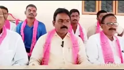 వనపర్తి: వనపర్తి కలెక్టరేట్ పార్కులో అమరవీరుల స్తూపాన్ని ఏర్పాటు చేయాలి : వనపర్తి బిఆర్ఎస్ అధ్యక్షులు గట్టు యాదవ్