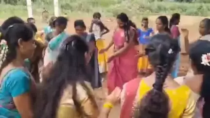 గంగాధర నెల్లూరు: వెదురుకుప్పం మండలంలో గంగమ్మకు మహిళలు అమ్మవారి పాటలతో గొబ్బిళ్లు చేపట్టి  పూజలు