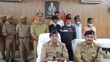 इटावा: सिविल लाइन और क्राइम ब्रांच ने अंतर्जनपदीय वाहन चोर गिरोह के 4 सदस्यों को 15 बाइकों सहित किया गिरफ्तार: एसपी सिटी
