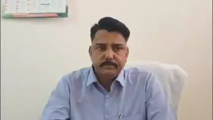 सिरसा: एसीबी कार्यालय में डीसीपी अमित बेनीवाल ने बताया- पटवार भवन से ₹2000 रिश्वत लेते पटवारी गिरफ्तार