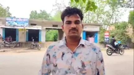 बैरिया: ग्रीनफील्ड एक्सप्रेसवे के निर्माणाधीन पुल के पास कार छीनने का प्रयास, नाकाम बदमाशों ने कार पर फेंके ईंट-पत्थर