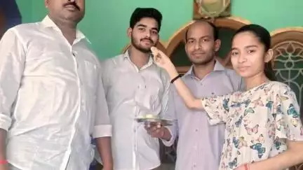 अरेराज: अरेराज निवासी आदर्श कुमार गुप्ता ने जेईई एडवांस परीक्षा में 5515वीं रैंक लाकर क्षेत्र का नाम रोशन किया
